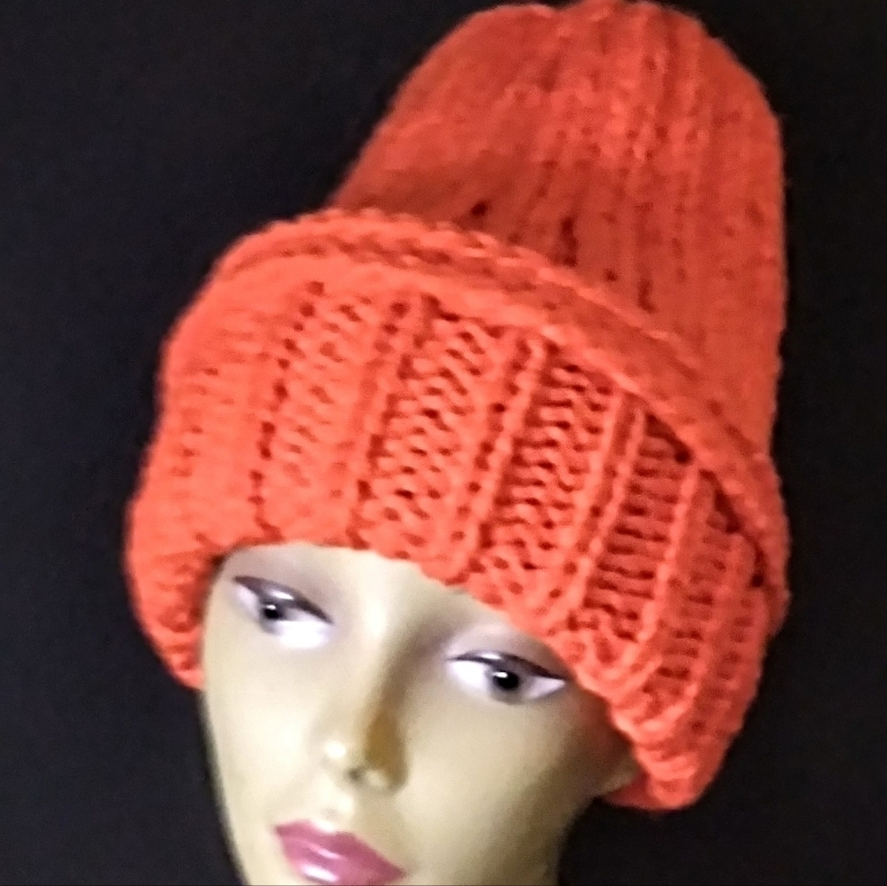 NWT Artisanal Unisex Beanie From The BoKnitArt Collection. - Picture 4 of 6